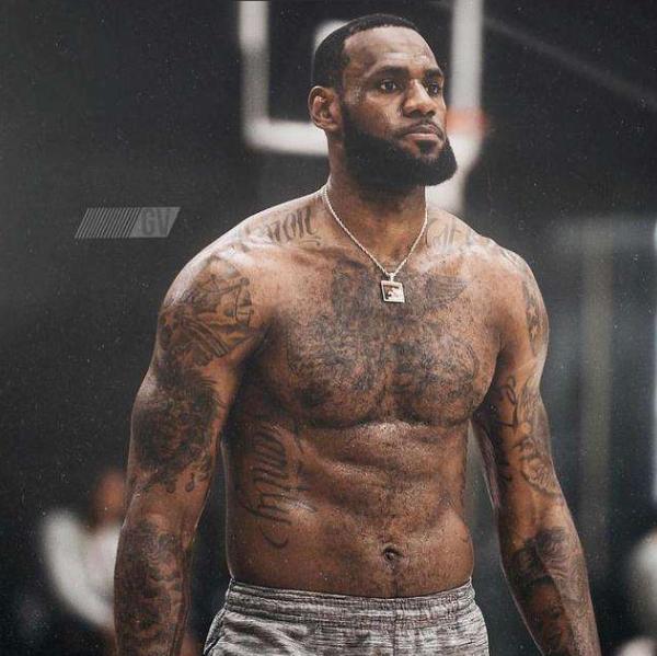 先抢外场线 先抢外场线